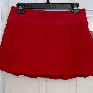 Lululemon pace rival skort